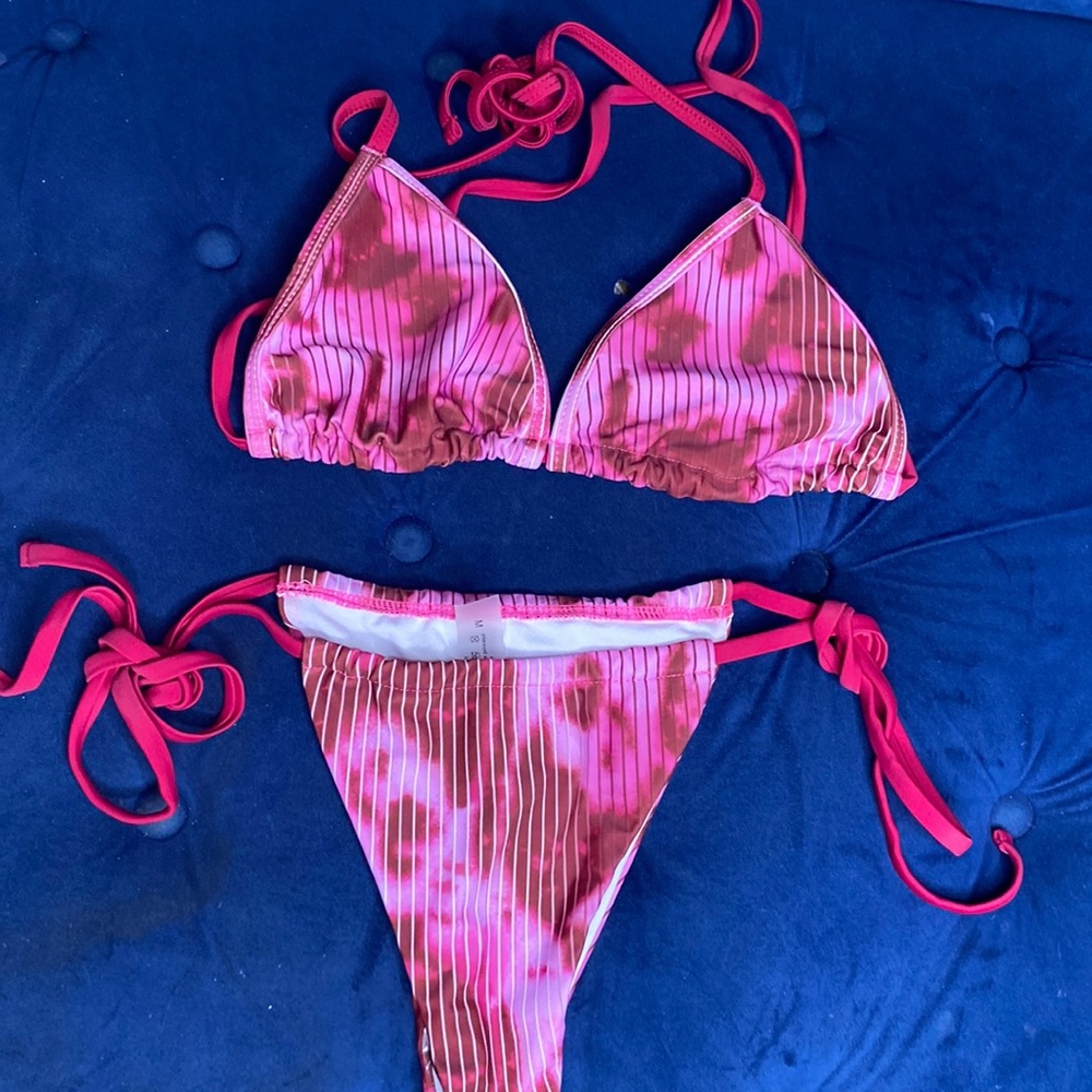 Bathing suit